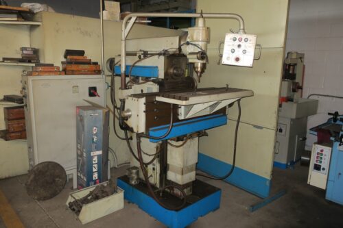 Fresatrice manuale usata AVIA FND 32