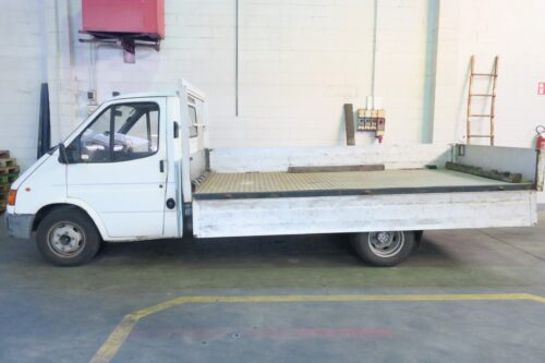 Furgone cassonato usato FORD Transit