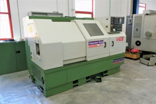 tornio cnc 2 assi NAKAMURA TOME TMC 30 usato