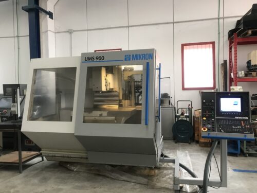 Fresatrice cnc 4 assi MIKRON UMS 900 usata