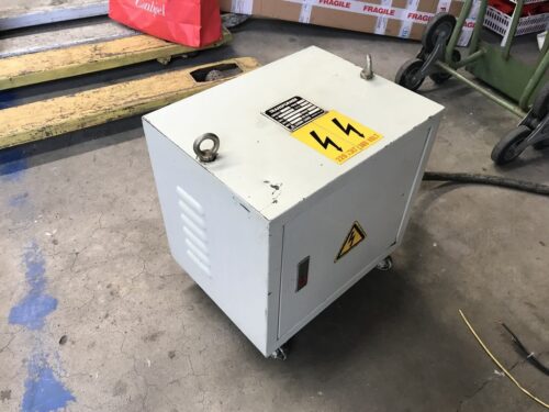 Trasformatore di tensione trifase 380V 10 KVA 50Hz usato