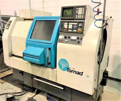 Tornio cnc 2 assi COLCHESTER TORNADO 100 usato